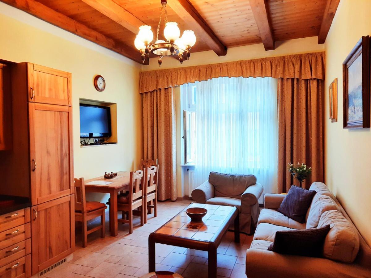 Appartment Centrum การ์โลวีวารี ภายนอก รูปภาพ