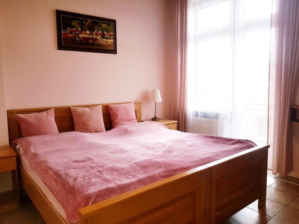 Appartment Centrum การ์โลวีวารี ภายนอก รูปภาพ